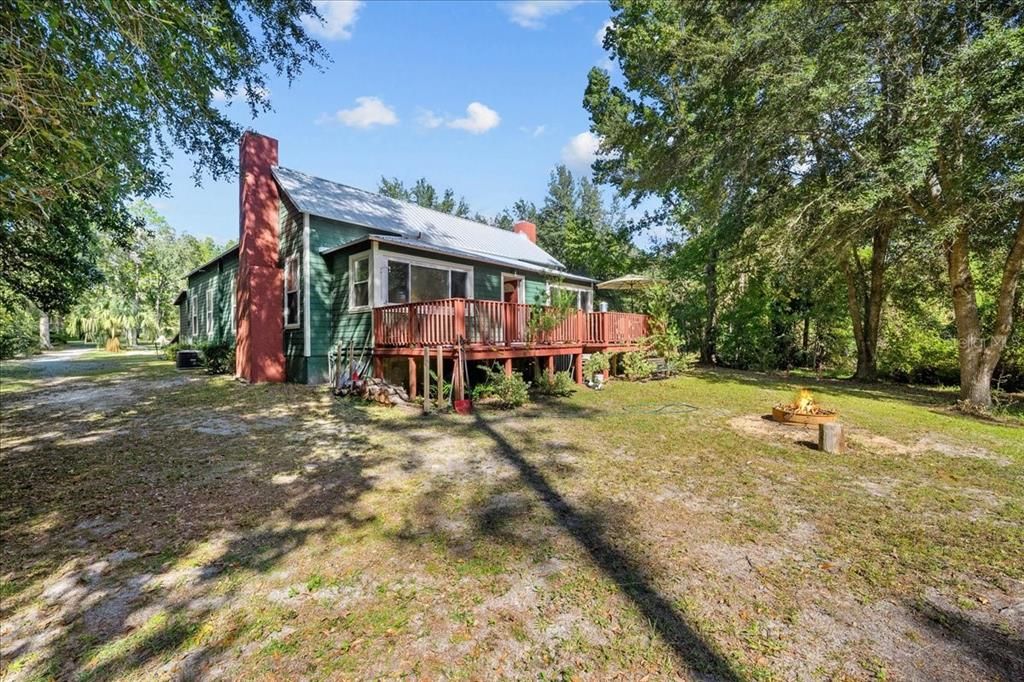 For Sale: $389,900 (3 beds, 2 baths, 1700 Square Feet)