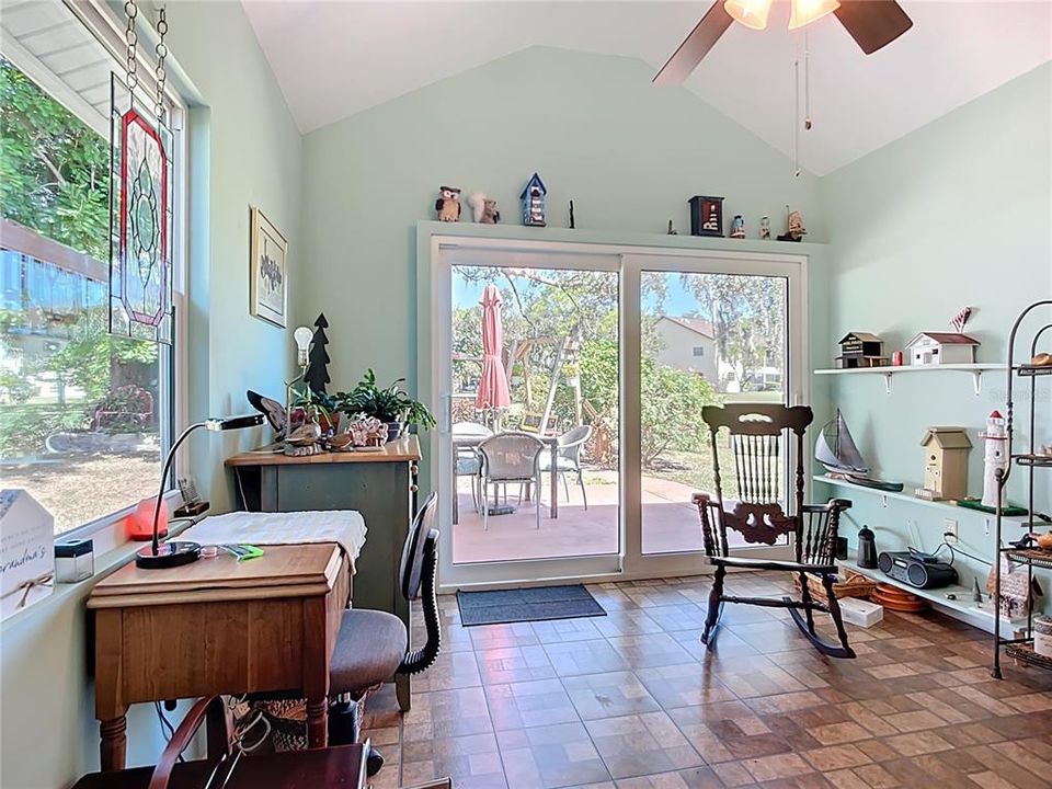 Active With Contract: $309,900 (2 beds, 2 baths, 1624 Square Feet)