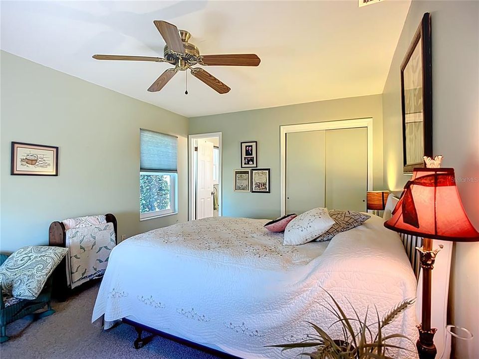 Active With Contract: $309,900 (2 beds, 2 baths, 1624 Square Feet)