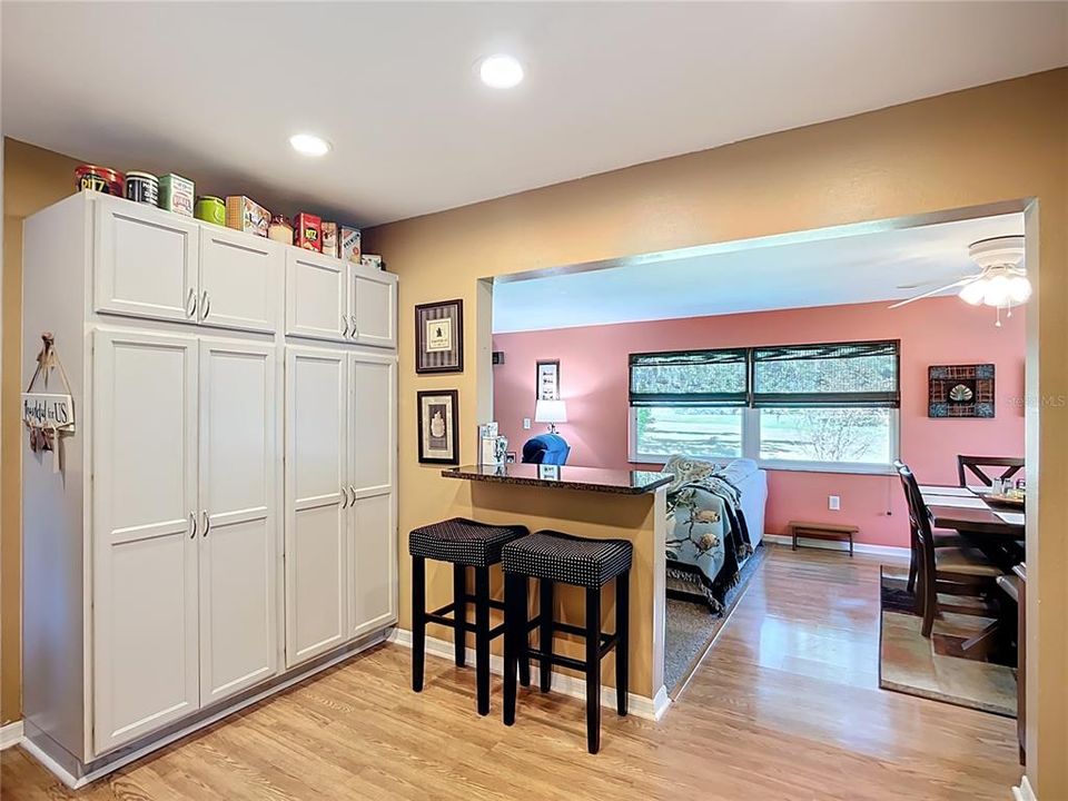 Active With Contract: $309,900 (2 beds, 2 baths, 1624 Square Feet)