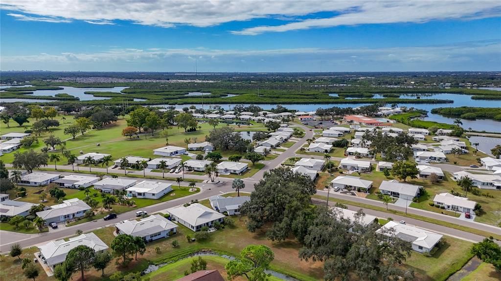 Active With Contract: $309,900 (2 beds, 2 baths, 1624 Square Feet)