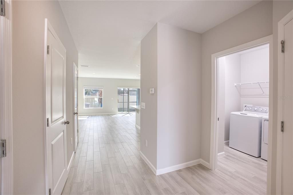 For Rent: $2,500 (3 beds, 2 baths, 1569 Square Feet)