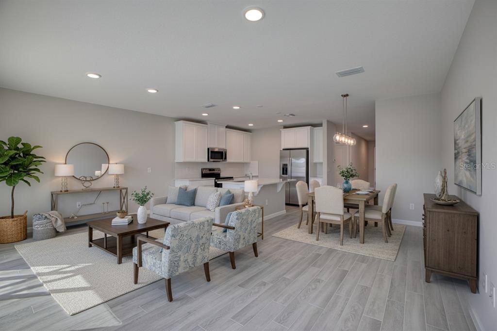 For Rent: $2,500 (3 beds, 2 baths, 1569 Square Feet)