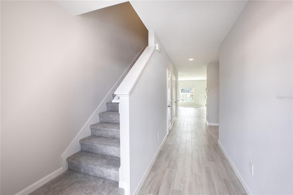 For Rent: $2,500 (3 beds, 2 baths, 1569 Square Feet)