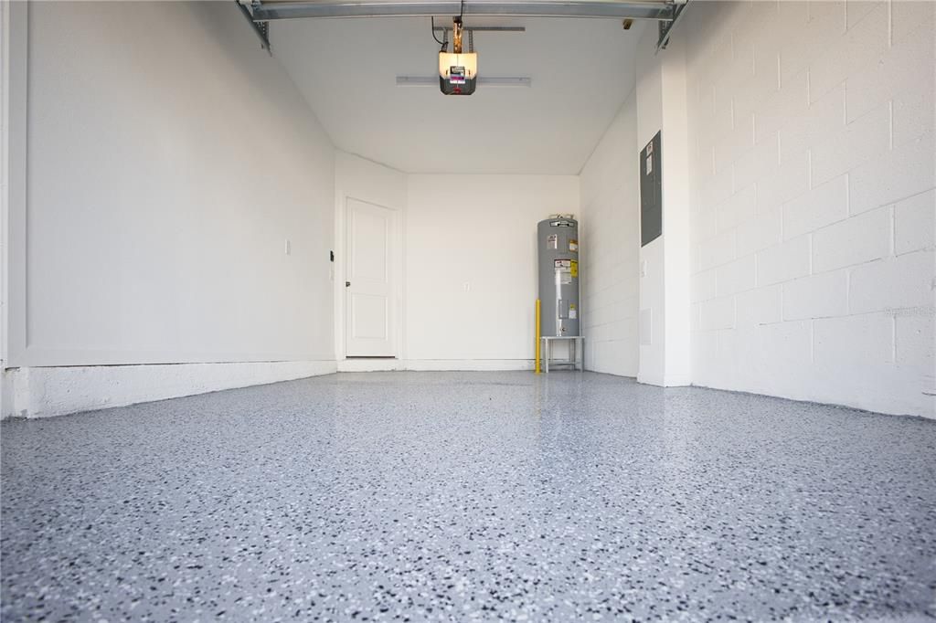 For Rent: $2,500 (3 beds, 2 baths, 1569 Square Feet)