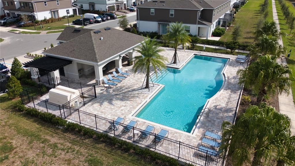 For Rent: $2,500 (3 beds, 2 baths, 1569 Square Feet)