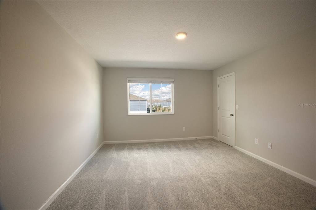 For Rent: $2,500 (3 beds, 2 baths, 1569 Square Feet)