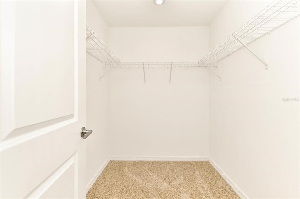 Active With Contract: $399,000 (5 beds, 3 baths, 2396 Square Feet)