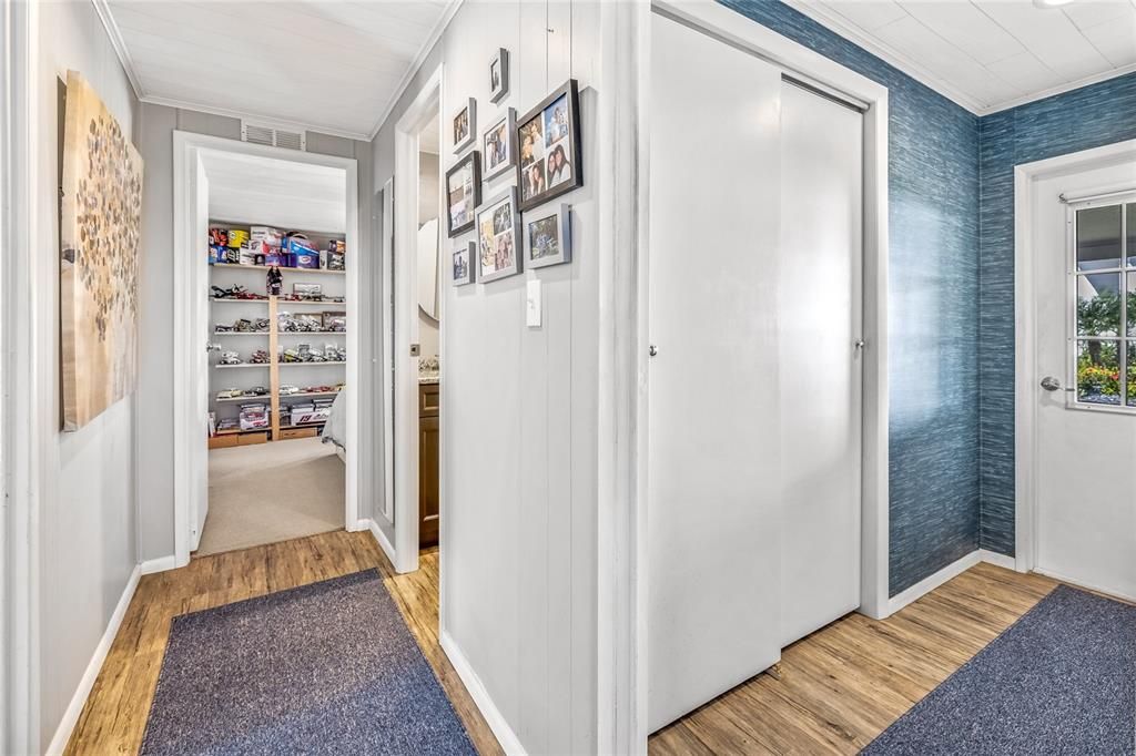 待售: $399,000 (3 贝兹, 3 浴室, 1926 平方英尺)