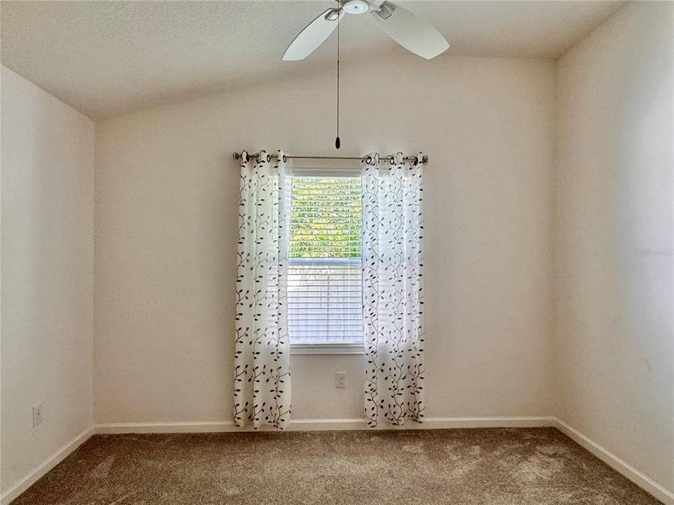 For Sale: $329,900 (2 beds, 2 baths, 1203 Square Feet)