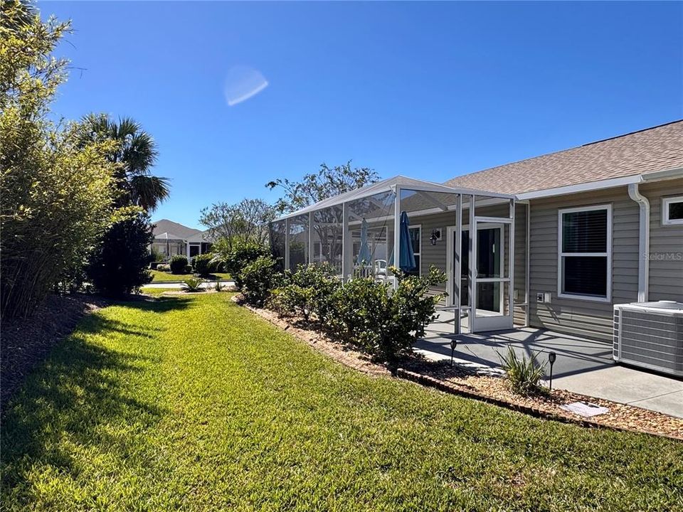 For Sale: $329,900 (2 beds, 2 baths, 1203 Square Feet)