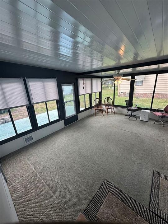 待售: $224,400 (2 贝兹, 2 浴室, 1336 平方英尺)