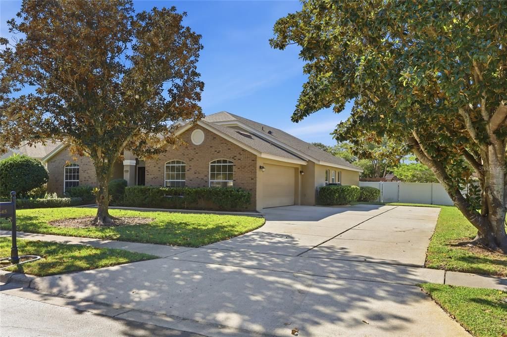 En Venta: $579,000 (4 camas, 2 baños, 2015 Pies cuadrados)