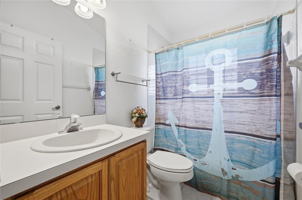 En Venta: $579,000 (4 camas, 2 baños, 2015 Pies cuadrados)