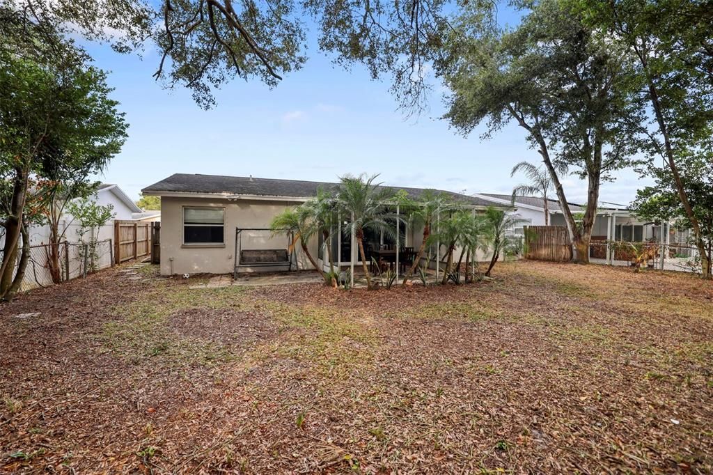 For Sale: $368,000 (3 beds, 2 baths, 1394 Square Feet)