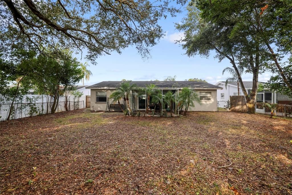 For Sale: $368,000 (3 beds, 2 baths, 1394 Square Feet)