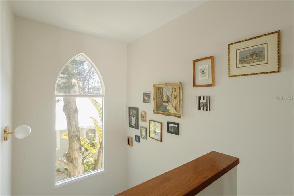 For Sale: $599,000 (2 beds, 2 baths, 1332 Square Feet)