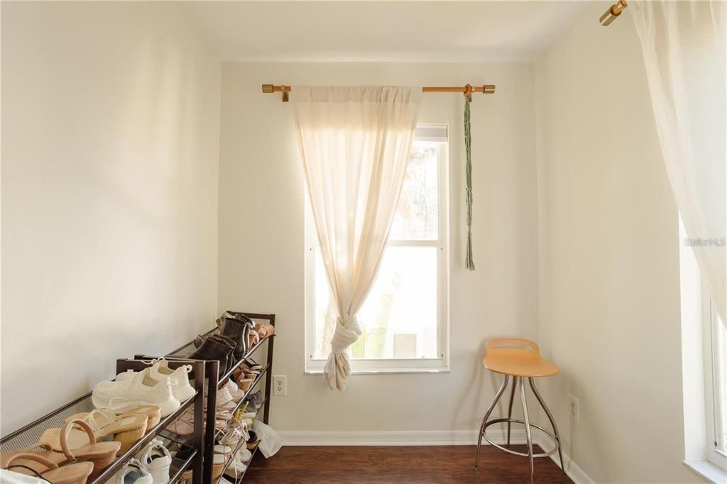 For Sale: $599,000 (2 beds, 2 baths, 1332 Square Feet)