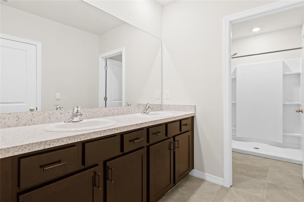 For Rent: $2,500 (3 beds, 2 baths, 1745 Square Feet)