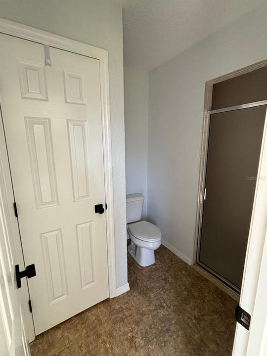 На продажу: $229,700 (2 спален, 2 ванн, 1314 Квадратных фут)