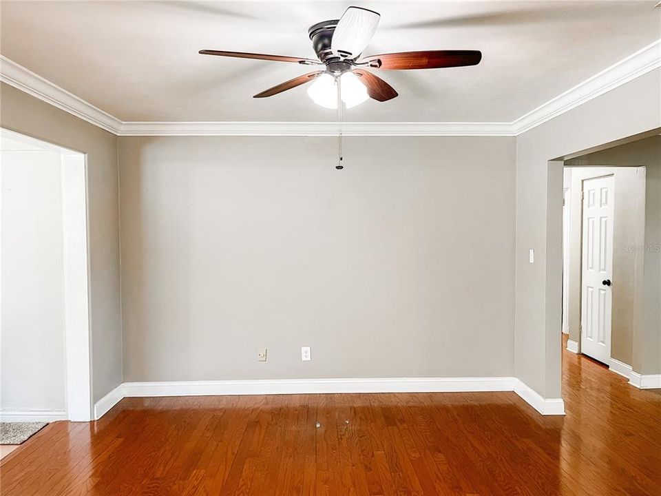 En Renta: $2,350 (3 camas, 2 baños, 1769 Pies cuadrados)