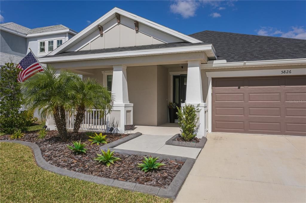 Active With Contract: $2,900 (3 beds, 2 baths, 2029 Square Feet)