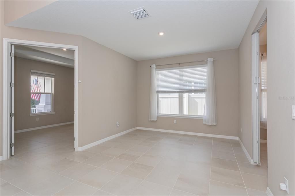 Active With Contract: $2,900 (3 beds, 2 baths, 2029 Square Feet)