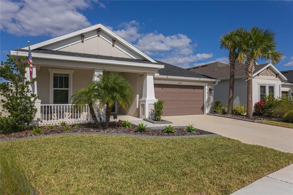 Active With Contract: $2,900 (3 beds, 2 baths, 2029 Square Feet)