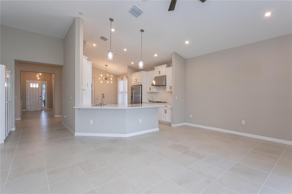 Active With Contract: $2,900 (3 beds, 2 baths, 2029 Square Feet)