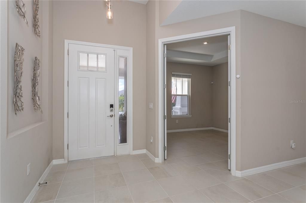 Active With Contract: $2,900 (3 beds, 2 baths, 2029 Square Feet)