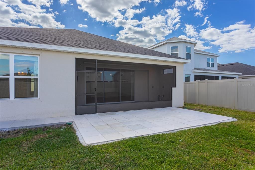 Active With Contract: $2,900 (3 beds, 2 baths, 2029 Square Feet)