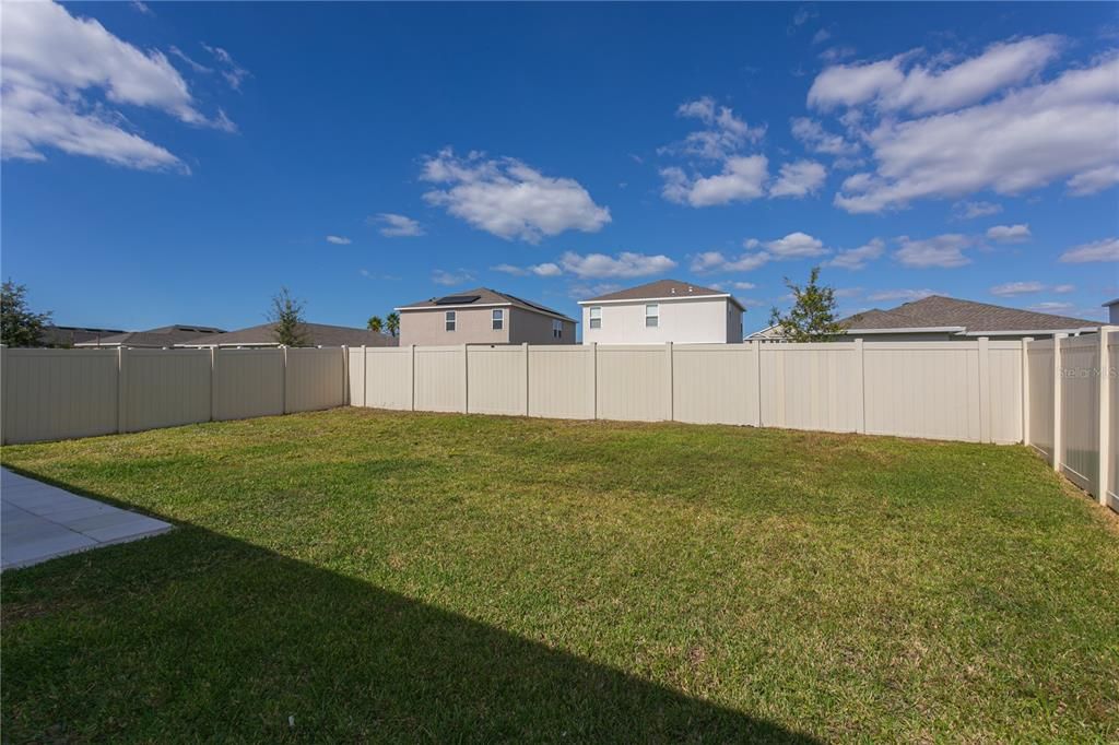 Active With Contract: $2,900 (3 beds, 2 baths, 2029 Square Feet)