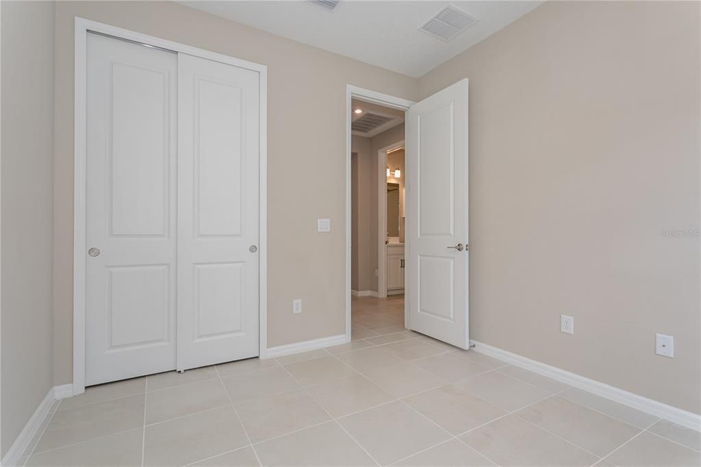 Active With Contract: $2,900 (3 beds, 2 baths, 2029 Square Feet)