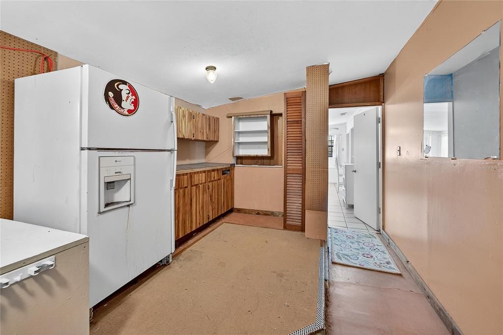 For Sale: $315,000 (3 beds, 1 baths, 1507 Square Feet)