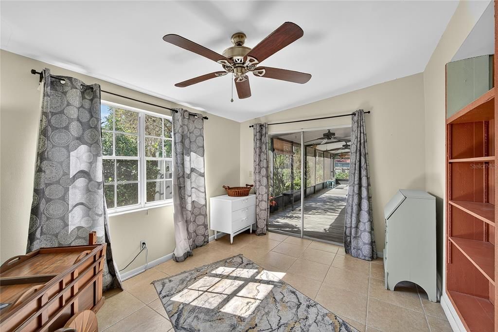 For Sale: $315,000 (3 beds, 1 baths, 1507 Square Feet)