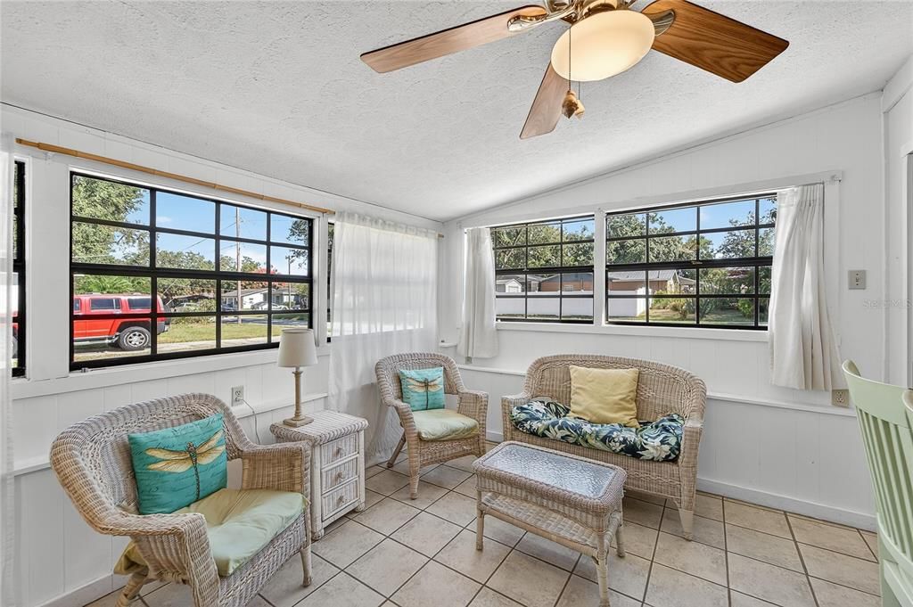 For Sale: $315,000 (3 beds, 1 baths, 1507 Square Feet)