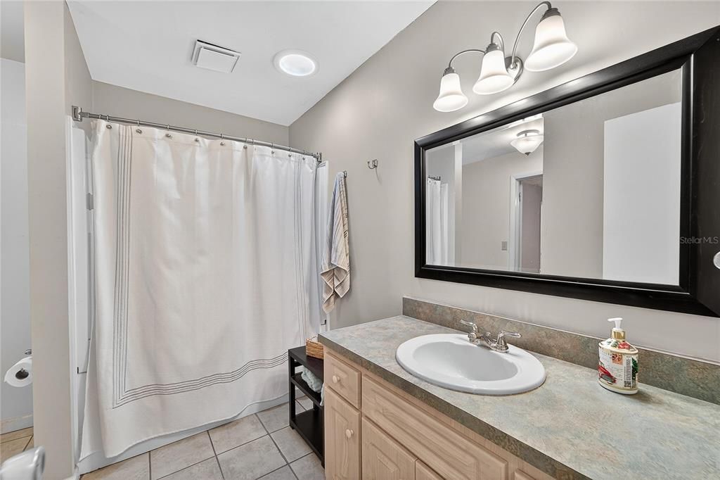 For Sale: $315,000 (3 beds, 1 baths, 1507 Square Feet)