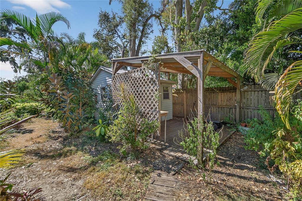 For Sale: $315,000 (3 beds, 1 baths, 1507 Square Feet)