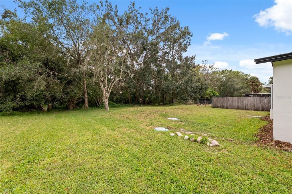 待售: $225,000 (2 贝兹, 2 浴室, 954 平方英尺)