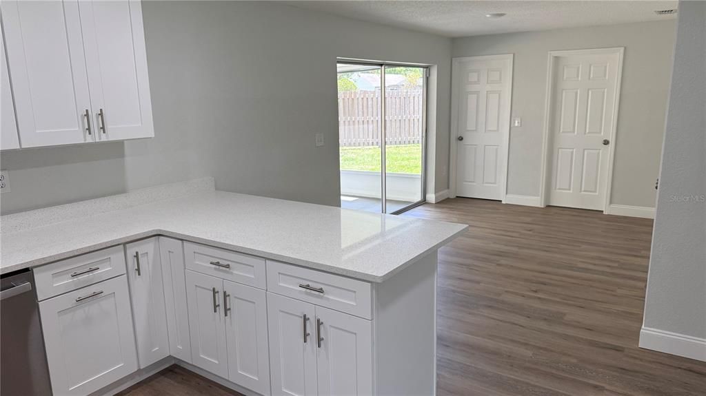 En Venta: $358,000 (3 camas, 2 baños, 1612 Pies cuadrados)