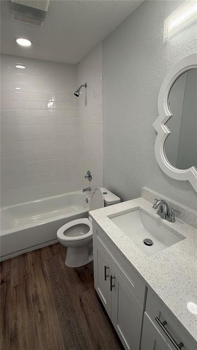 En Venta: $358,000 (3 camas, 2 baños, 1612 Pies cuadrados)