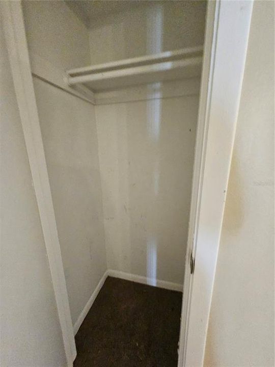 For Sale: $78,500 (1 beds, 1 baths, 642 Square Feet)