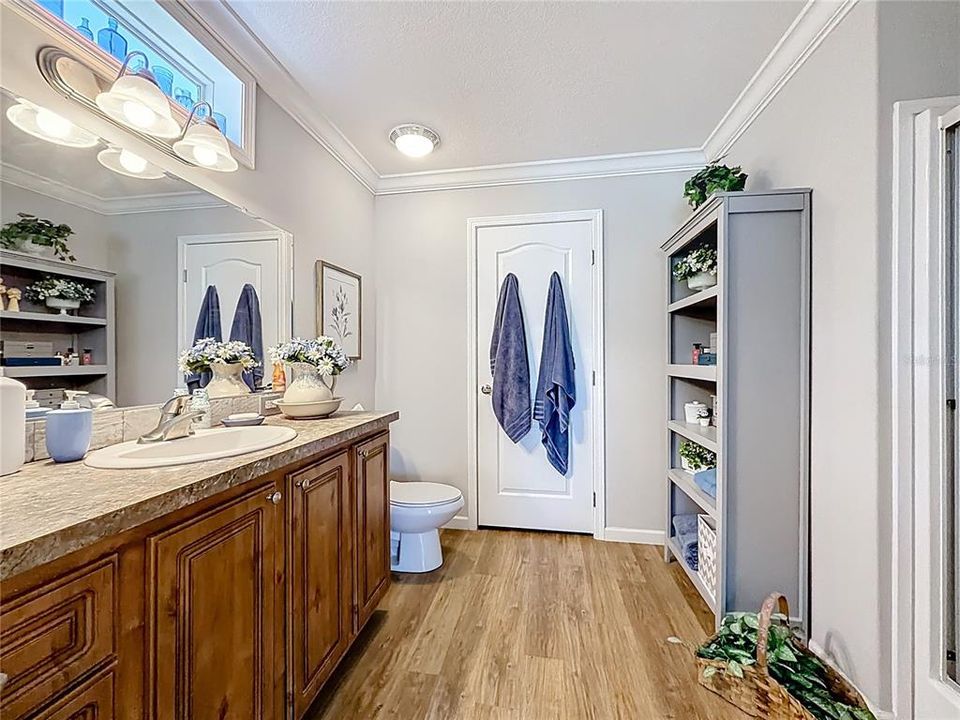 待售: $368,000 (3 贝兹, 2 浴室, 1404 平方英尺)