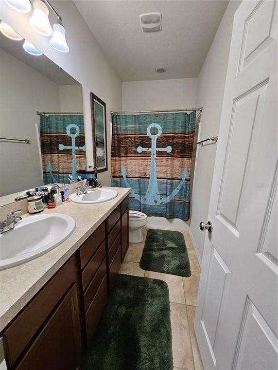 Active With Contract: $2,300 (3 beds, 2 baths, 1554 Square Feet)