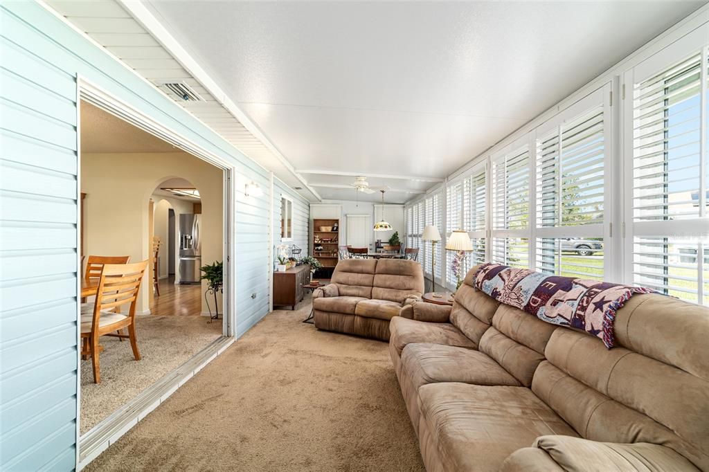 Active With Contract: $219,900 (2 beds, 2 baths, 1426 Square Feet)