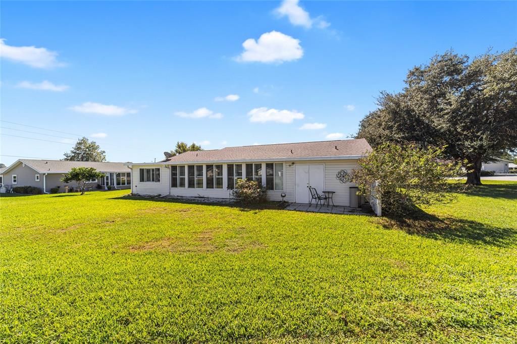 Active With Contract: $219,900 (2 beds, 2 baths, 1426 Square Feet)