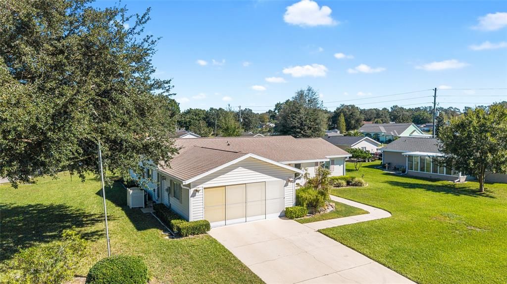 Active With Contract: $219,900 (2 beds, 2 baths, 1426 Square Feet)