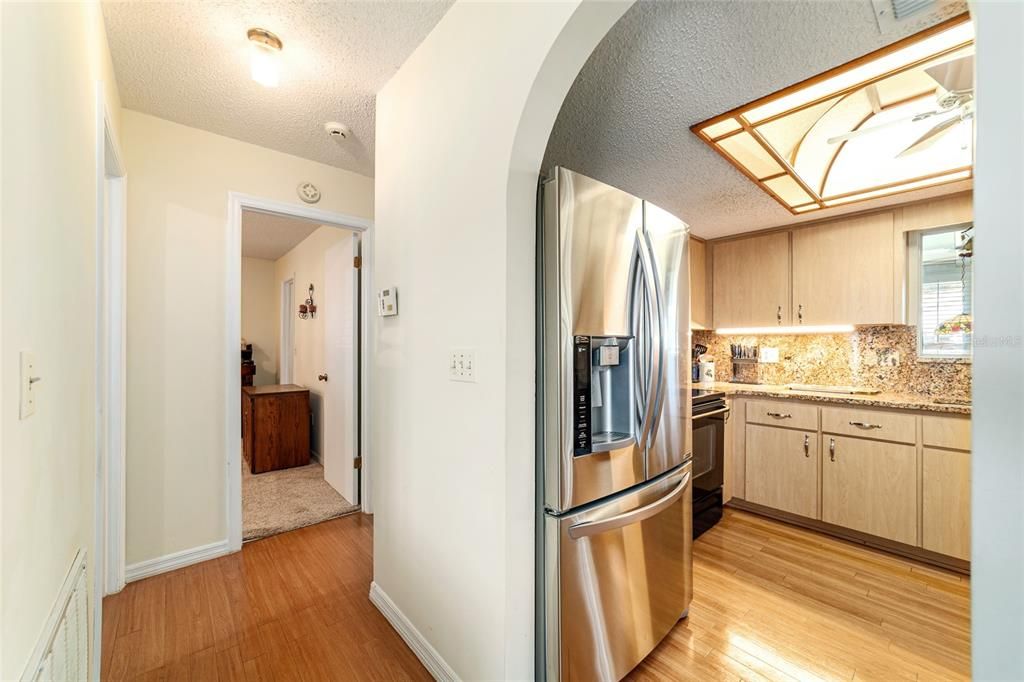 Active With Contract: $219,900 (2 beds, 2 baths, 1426 Square Feet)