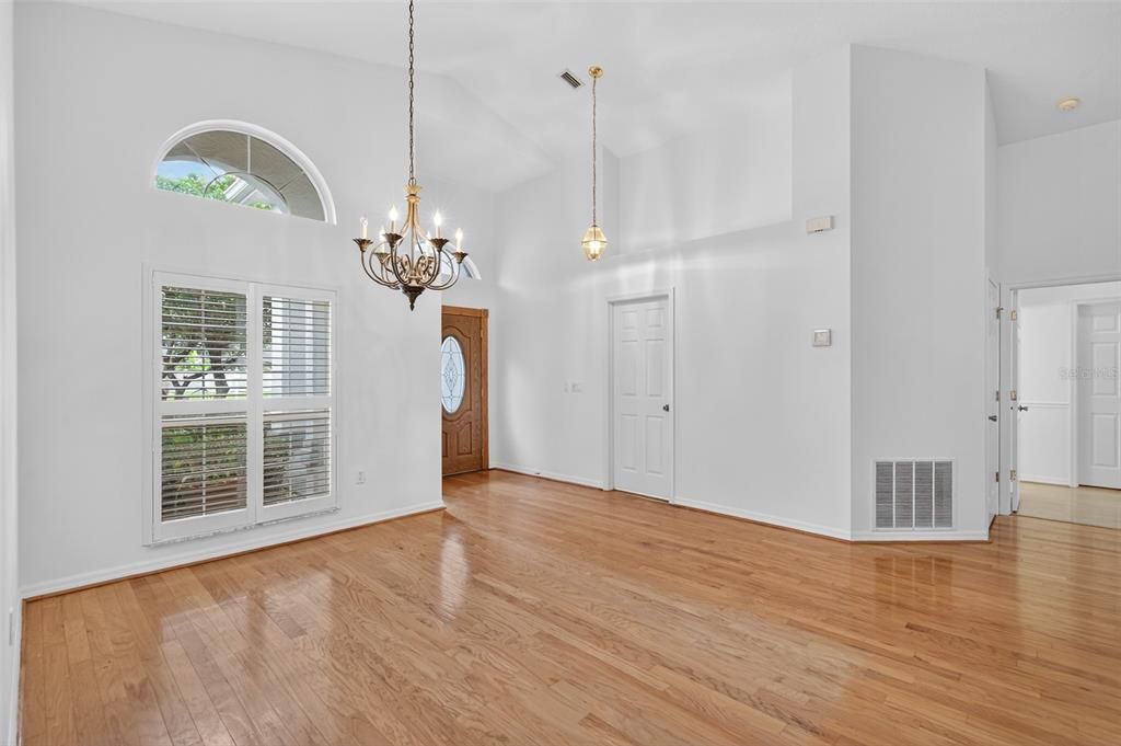 Active With Contract: $375,000 (3 beds, 2 baths, 2261 Square Feet)