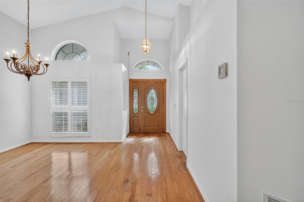 Active With Contract: $375,000 (3 beds, 2 baths, 2261 Square Feet)